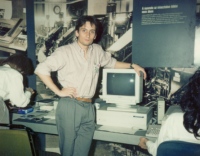 KzKImg – It’s me – IH USIA Apple Macintosh IIx 1990.04.08.
